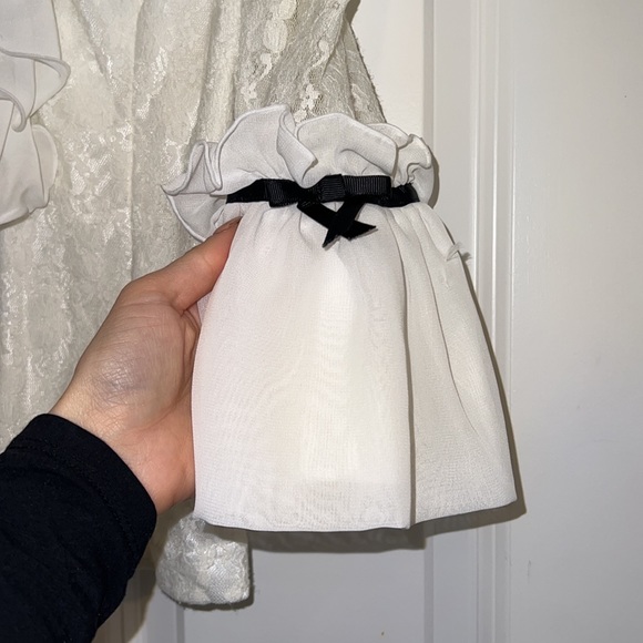 Lace Ruffle Blouse - Picture 3 of 6